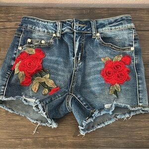 Women’s shorts size 8